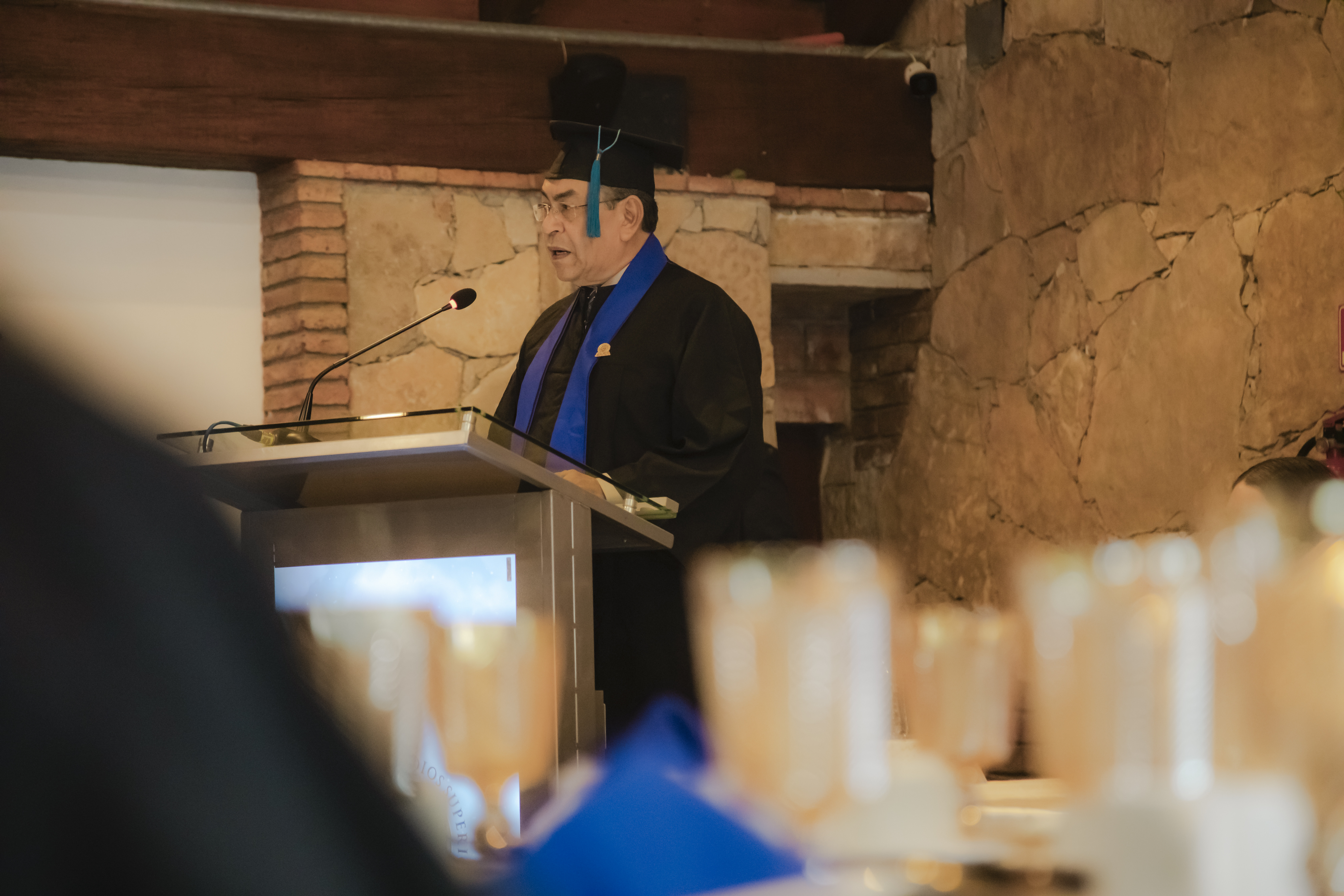 Instituto de Estudios Superiores Ágora